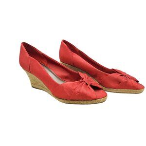 Womens Life Stride "Rhonda"Soft System Open Toe Bow Accent Wedge Shoes. Size 10M